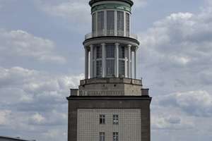 Historische Dachterrasse/ Dachgarten 1.000 m² mit sensationellem Panoramablick  in Karl Marx Allee – Karl Marx Allee 134, 10243 Friedrichshain, Berlin – Vorschaubild 5