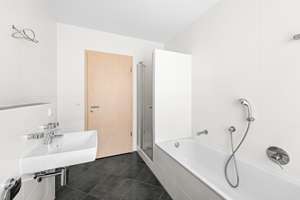Moderne 3-Zimmer-Eigentumswohnung mit großzügiger Loggia und zwei Stellplätzen in Burgfarrnbach – Würzburger Str. 446, 90768 Atzenhof, Burgfarrnbach, Fürth – Vorschaubild 11