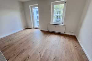 ***Gemütliche 2-RWG im 3.OG mit LAMINAT und BAD MIT DUSCHE in super Lage! ***WE 05*** – Delitzscher Straße 76, 4129 Leipzig – Vorschaubild 4