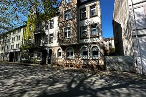 Attraktive Kapitalanlage oder ideales Mehrgenerationenhaus !?