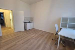 Saniertes Apartment möbliert mit Gemeinschaftsbad, eigene Küche - direkt am Eigelsteintor – Die vollständige Adresse der Immobilie erhältst du vom Anbieter., 50668 Altstadt/Nord, Köln – Vorschaubild 3