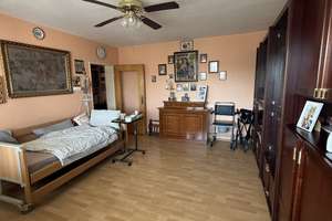 Großzügige 2-Zimmer-Wohnung mit XXL-Loggia, Aufzug und viel Potenzial in zentraler Lage von Offenbac – 63067 Messehalle, Offenbach am Main – Vorschaubild 6