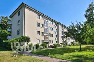 Schicke 2-Zi.-Wohnung in Rudow: 59 m², 2.OG, bezugsfrei, Balkon, modernisiert, grüne und ruhige Lage – Die vollständige Adresse der Immobilie erhältst du vom Anbieter., 12357 Rudow, Berlin – Vorschaubild 1