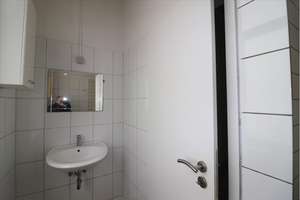 *1 Zimmer mit Flair, 1. Etage* in Krefeld, Hardenbergstr. – Die vollständige Adresse der Immobilie erhältst du vom Anbieter., 47799 Cracau, Krefeld – Vorschaubild 8