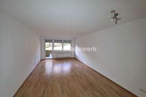Wohnung mit Loggia, Einbauküche, Kellerbox und Duplex-Stellplatz in Saarbrücken-Eschberg – Die vollständige Adresse der Immobilie erhältst du vom Anbieter., 66121 Eschberg, Saarbrücken – Vorschaubild 9