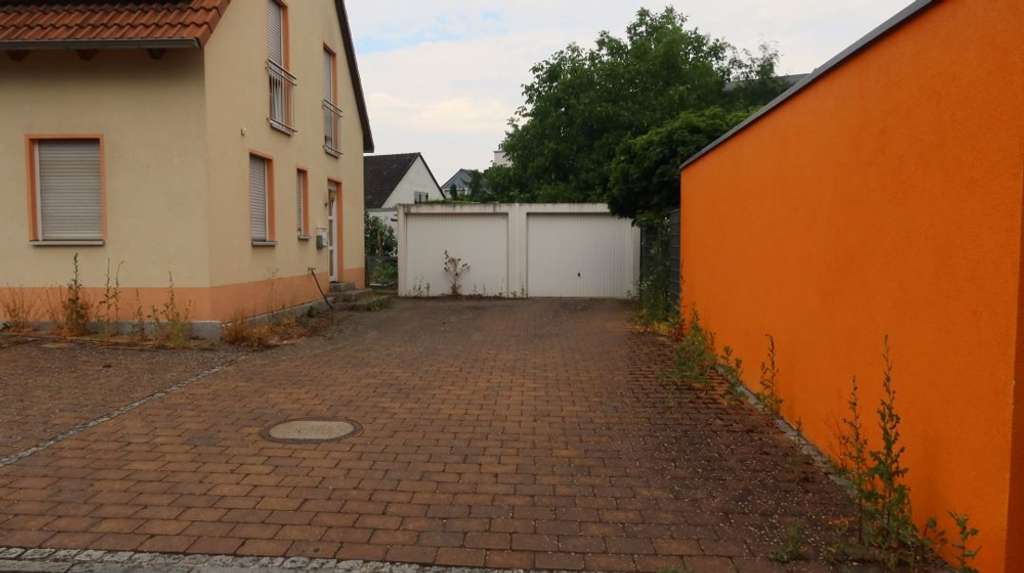 Immobilie in Schwabach - Einfamilienhaus mit schönem Garten und Doppelgarage!!! - Bild 4