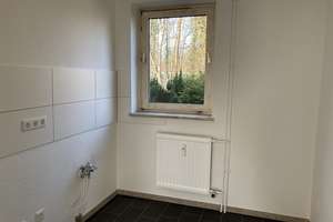Frisch sanierte Seniorenwohnung mit ebenerdiger Dusche – Hirschgraben 11, 38226 Lebenstedt, Salzgitter – Vorschaubild 4