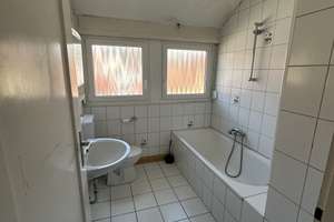 5-Zimmer Dachgeschosswohnung in Stuttgart-Obertürkheim zu vermieten-86qm – Mörgelenstraße 14, 70329 Obertürkheim (Ortsteil), Stuttgart – Vorschaubild 9