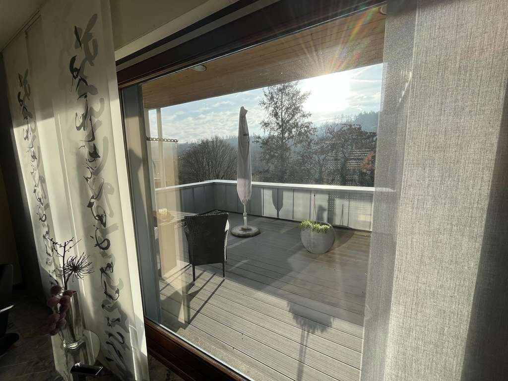 Immobilie in Bad Camberg - Architektenhaus in unscheinbarer, aber absolut ruhiger Lage - Bild 4