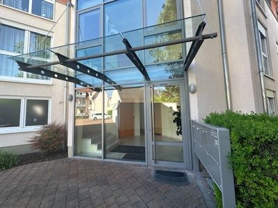 Exklusive Etagenwohnung-Wohnung mit eigenem Einliegerbereich