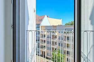 Vermietete helle 2,5 Zimmerwohnung mit Erker - Mitten in der Hauptstadt - Gute Anbindung – Osnabrücker Straße 27, 10589 Charlottenburg, Berlin – Vorschaubild 12