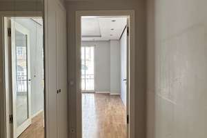 Moderne 2-Zimmer-Wohnung mit Concierge und französischen Balkonen – nur wenige Schritte zum Ku’damm – Lietzenburger Str. 101, 10707 Wilmersdorf, Berlin – Vorschaubild 10