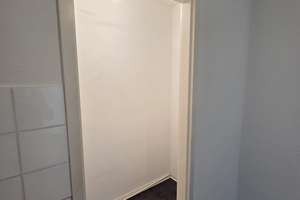 Helle 2-Zimmer-Wohnung mit Balkon und Panoramablick – Die vollständige Adresse der Immobilie erhältst du vom Anbieter., 70437 Freiberg, Stuttgart – Vorschaubild 7