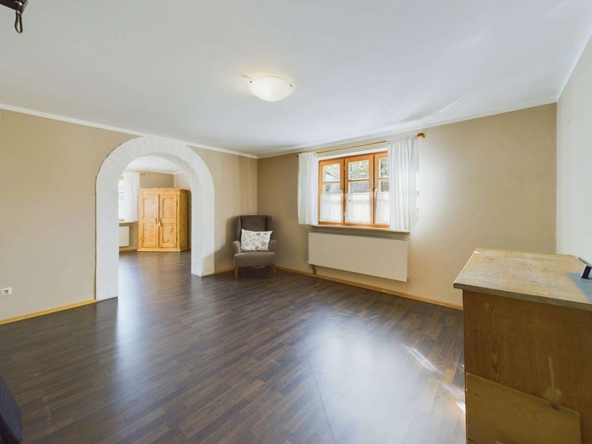 Immobilie in Sauerlach - Attraktives Familiendomizil mit vielfältigem Nutzungspotential
- vor den Toren des Münchener Südens - Bild 4