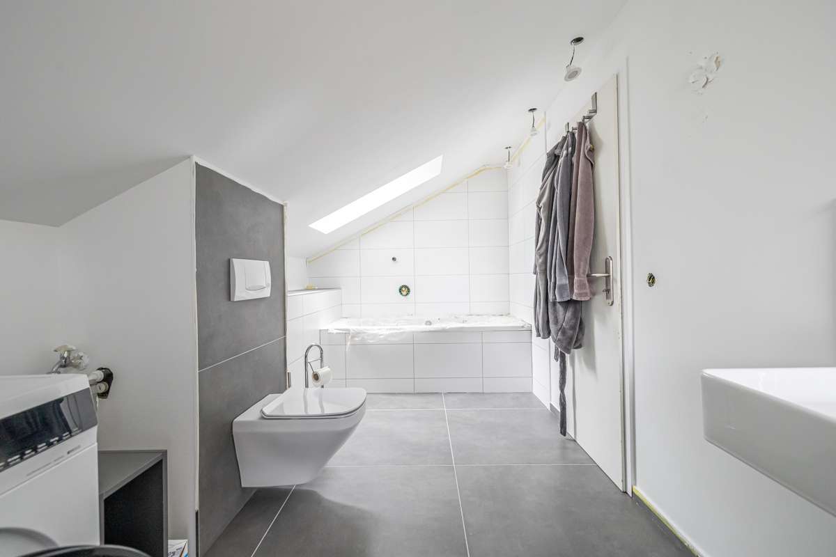 Immobilie in Walzbachtal - Ihr neues Zuhause in Jöhlingen- Einfamilienhaus mit ELW zum Wohlfühlen - Bild 5