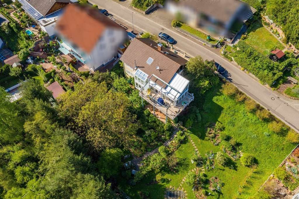 Immobilie in Annweiler am Trifels - Exklusives Wohnhaus mit großem Grundstück inklusive Bauplatz - Bild 4