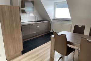 Ruhige DG Wohnung mit Küche in Essen Süd – Messelstraße 25, 45136 Huttrop, Essen – Vorschaubild 8