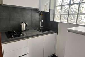 PROVISIONSFREI - helle 2 ZKB Wohnung mit Südbalkon – 60599 Sachsenhausen-Süd, Frankfurt am Main – Vorschaubild 2