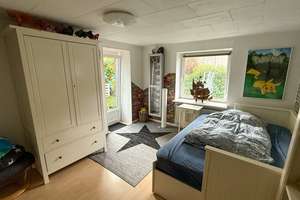 Wohnhaus mit viel Wohnfläche, Doppelgarage mit Abstellraum und Terrasse in Munkwolstrup – Die vollständige Adresse der Immobilie erhältst du vom Anbieter., 24988 Oeversee – Vorschaubild 9