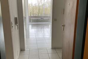 Modernisierte, renovierte schicke 2-Zimmer-Wohnung im 1. OG mit Balkon in Mainz-Mombach – Am Lemmchen 31 A, 55120 Mombach, Mainz – Vorschaubild 4