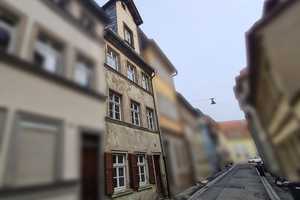 Teilweise sanierungsbedürftiges Haus in Bamberg – Frauenstraße 21, 96047 Bamberg – Vorschaubild 1