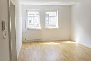 Seniorengerechte 2-Zimmer Wohnung im 2. OG mit Aufzug in Fürth Altstadt/Innenstadt – Rosenstraße 16, 90762 Altstadt, Innenstadt, Fürth – Vorschaubild 9