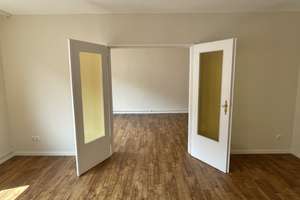 Attraktive Stadtwohnung mit moderner Einbauküche, Tageslichtbad und Balkon zum 15.6. – Neubrunnenstraße 00, 55116 Altstadt, Mainz – Vorschaubild 18