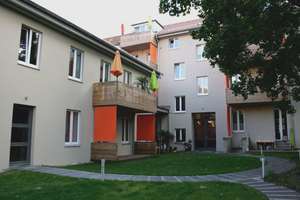 Traumwohnung im Gründerzeit-Altbau mit Stuckfassade und schönem Hofgarten – Schönerlinder Str. 6, 12557 Köpenick, Berlin – Vorschaubild 3