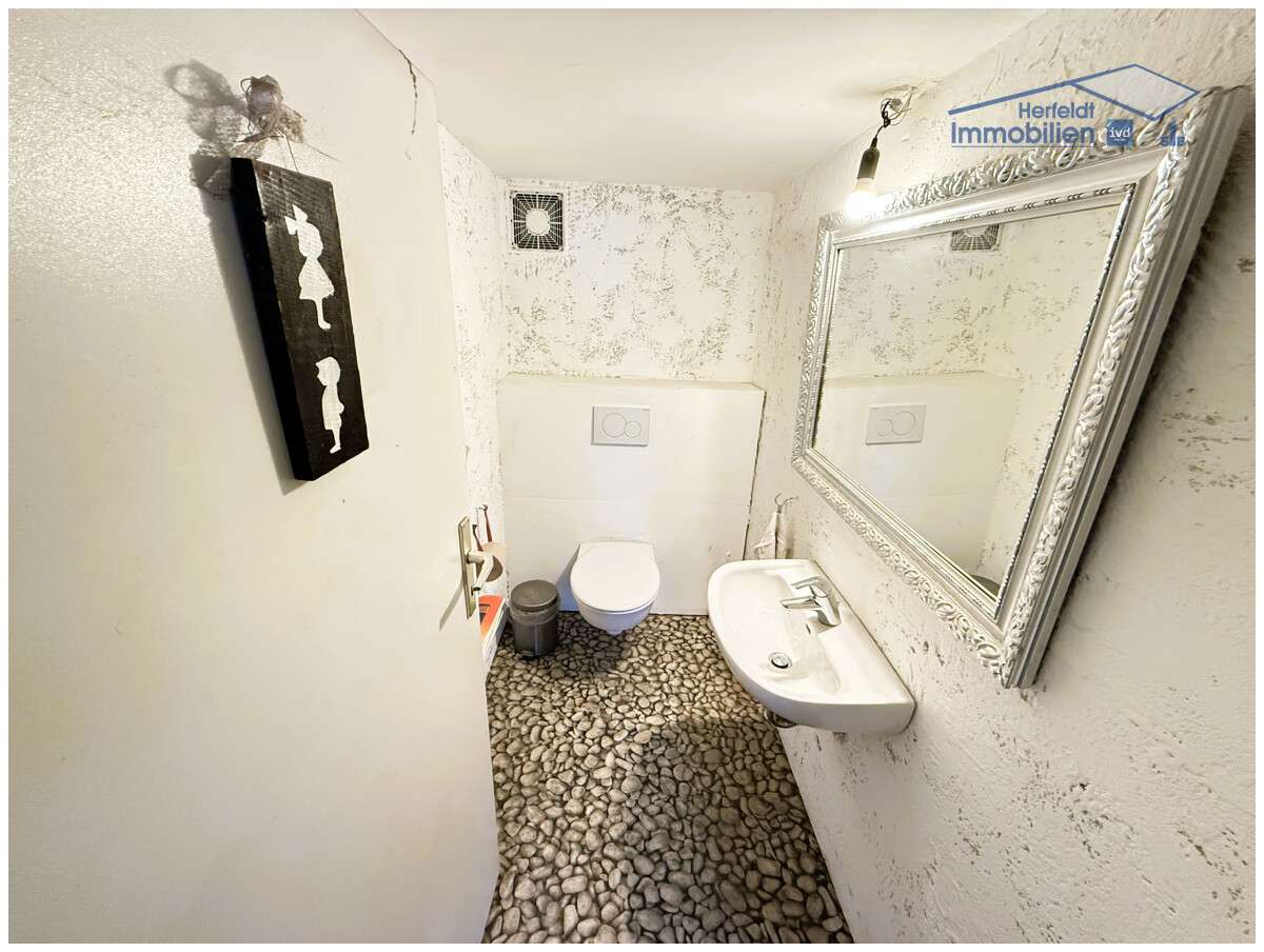 Immobilie in Unterdießen - Historisches Bauernhaus mit Schlossblick – Rarität in Bestlage - Bild 9