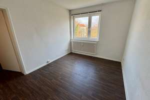 WG-Zimmer in gepflegter Studenten-WG nahe der Uni in Gebhardshagen – Bodenbacher Ring 10, 38229 Gebhardshagen, Salzgitter – Vorschaubild 1