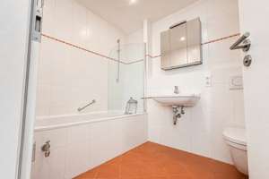 3 Zimmer zum Wohlfühlen in Allach-Untermenzing: Südbalkon, viel Licht, Küche und Garagenstellplatz – Die vollständige Adresse der Immobilie erhältst du vom Anbieter., 80997 Allach, München – Vorschaubild 7