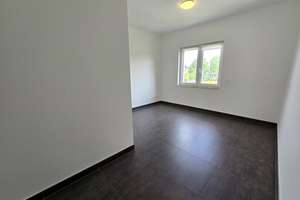 Exklusive 4 Raum Wohnung in Adelsberg + Stellpatz + Barrierefrei + Keller – Walter-Janka Str. 21a, 9127 Adelsberg, Chemnitz – Vorschaubild 6