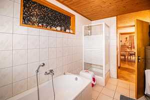 Das Objekt ist vielseitig nutzbar!! Zwei Immobilien mit großem Grundstück und 4 Garagen zu verkaufen – Bernhardswald, Regensburg (Kreis), 93170 Regensburg (Kreis) – Vorschaubild 28