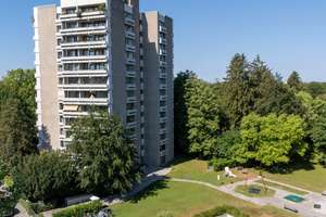 Freie Lichtdurchflutete 2-Zimmer-Wohnung mit großem Balkon und Weitblick in Solln – Die vollständige Adresse der Immobilie erhältst du vom Anbieter., 81477 Solln, München – Vorschaubild 2
