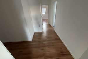 Moderner Grundriss mit geräumiger Wohnküche, Balkon und modernen Duschbad – Vorwerker Straße 133, 23554 Sankt Lorenz Nord, Lübeck – Vorschaubild 4