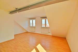 City - Blick über die Dächer gemütl. Maisonette - 3 Zimmer  mit 2  Balkonen – Die vollständige Adresse der Immobilie erhältst du vom Anbieter., 28195 Bahnhofsvorstadt, Bremen – Vorschaubild 10