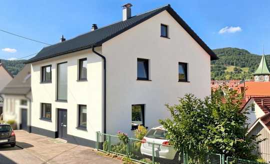 Wohnen mit viel Platz und Aussicht in zentraler Lage