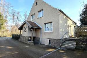Großzügiges Einfamilienhaus in Bestlage auf großem Grundstück