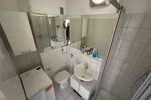 Freundliche, voll möblierte 2ZKB/41qm/3.OG Wohnung in Harzer Str./Neukoelln, 885 Euro NKM – Harzer Straße 26/27, 12059 Neukölln (Ortsteil), Berlin – Vorschaubild 10