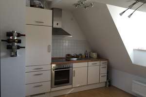 Stilvolle, 3-Zimmer Galerie Wohnung mit EBK und Stellplatz in Regensburg – Jakobstraße 8-10, 93047 Innenstadt, Regensburg – Vorschaubild 4
