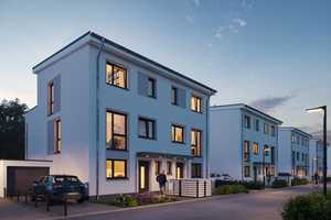 Energy-efficient family dream home with roof terrace - visit our show house now! – Zur Spiegelglasfabrik 5, 40880 Mettmann (Kreis) – Vorschaubild 2