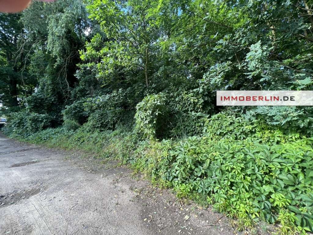 IMMOBERLIN.DE - Ideales Baugrundstück für bis zu 4 Einfamilienhäuser nahe Wandlitzer See