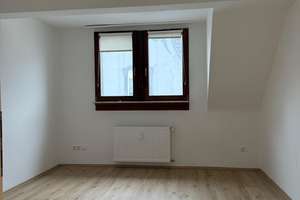 Helle 3-Zimmer Dachgeschosswohnung in Altstadt-Süd – Düppelstraße 59, 46045 Altstadt-Mitte, Oberhausen – Vorschaubild 4