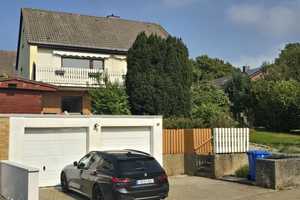 Freistehendes Einfamilienhaus mit Platzreserven in beliebter Lage von Salzgitter-Bad! – Salzgitter – Vorschaubild 1