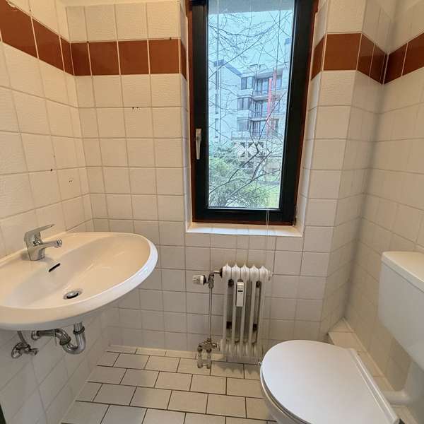 *** helle 4-Zimmer-Wohnung auf zwei Etagen - zwei Balkone und einer Terrasse - Vaalserquartier ***