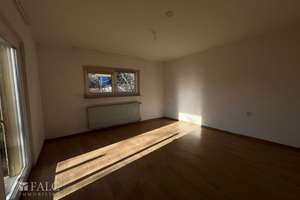 Renovierungsbedürftiges Einfamilienhaus mit großem Grundstück – Nürnberg – Die vollständige Adresse der Immobilie erhältst du vom Anbieter., 90453 Reichelsdorf, Nürnberg – Vorschaubild 4