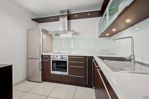 Kombination aus 2 x 2-Zi-Wohnungen mit großer Terrasse und Balkon im 1. OG – Fraunhoferstr. 11a, 80469 Gärtnerplatz, München – Vorschaubild 6
