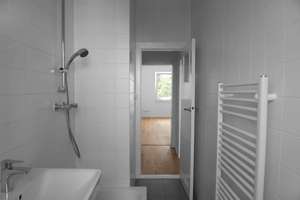 Bezugsfrei - saniert - Reichenberger-Kiez - frisch sanierte 2-Zimmer-Wohnung mit Süd-Balkon – Reichenberger Str 74, 10999 Kreuzberg, Berlin – Vorschaubild 7