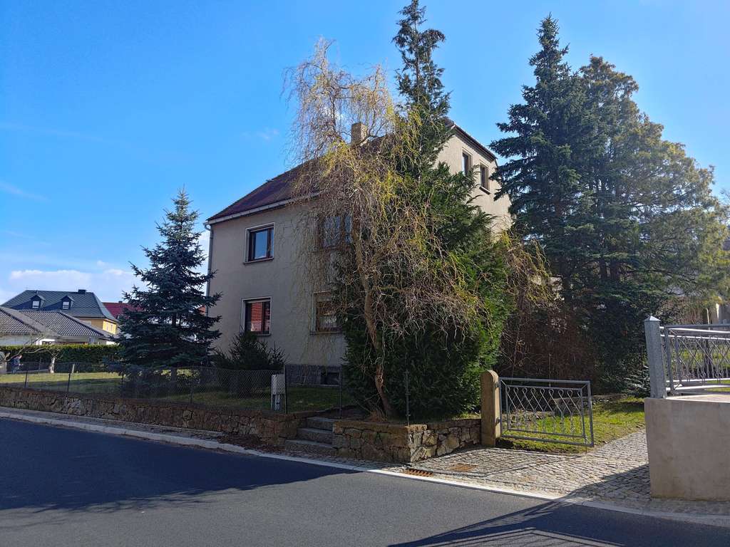 Immobilie in Haselbachtal - Ihr Zuhause im Grünen – Haus mit Garage, großem Grundstück und Gestaltungsmöglichkeiten nahe Dresden - Bild 1