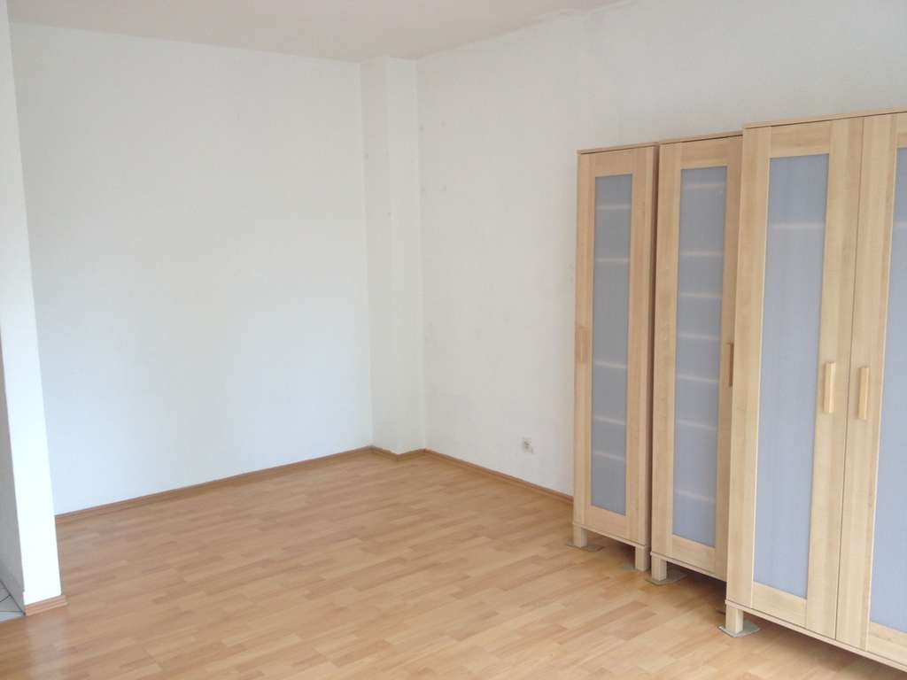 Immobilie in Dreieich - 1 Zimmerwohnung mit Balkon und Stellplatz - Bild 1